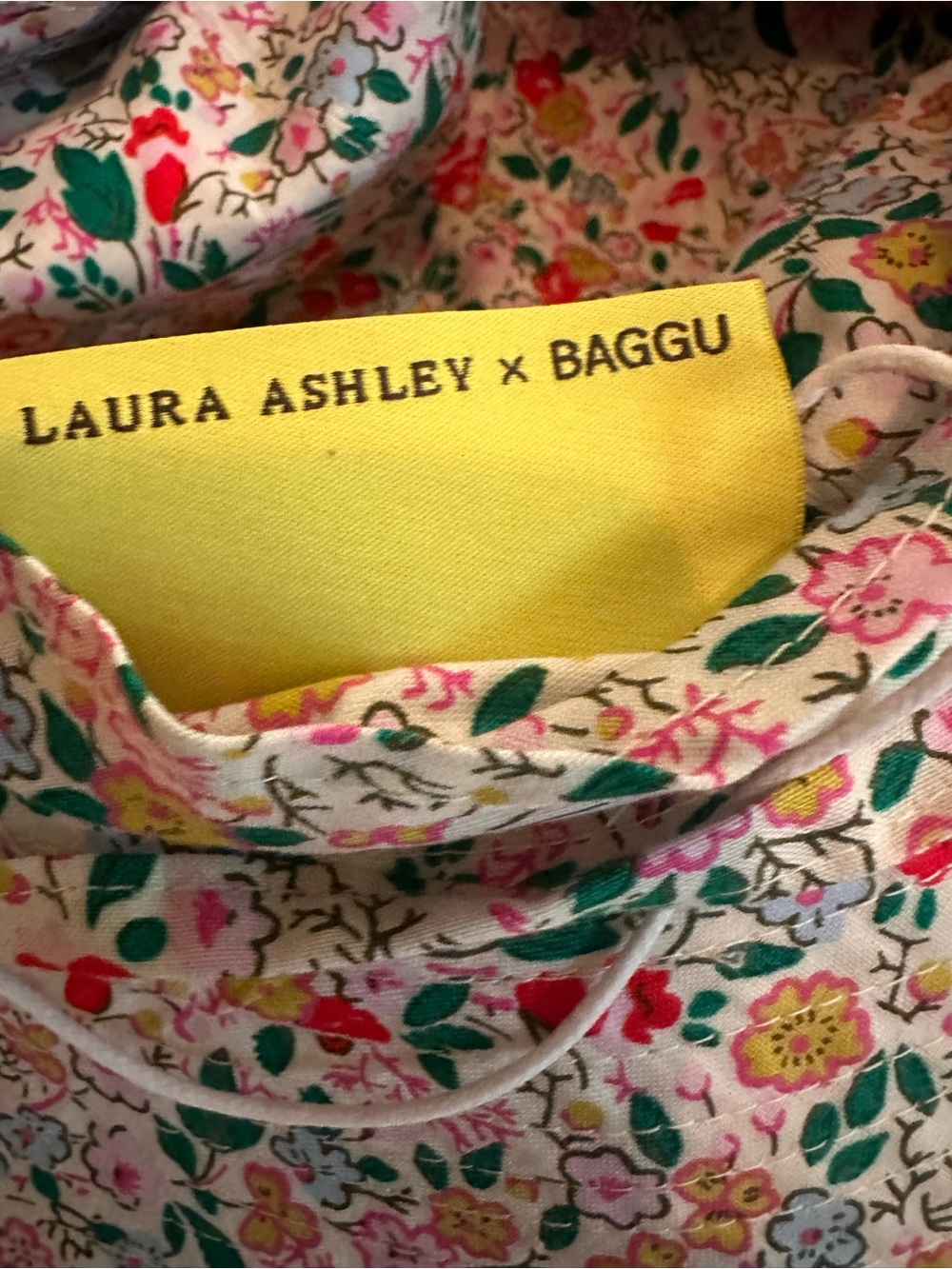 BAGGU X Laura Ashley Packable Sun Hat. OS - Picture 4 of 6
